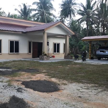 R&R Homestay Tanjung Karang Luaran gambar